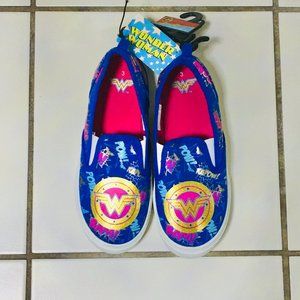 Wonder Woman Girls Casual Shoe